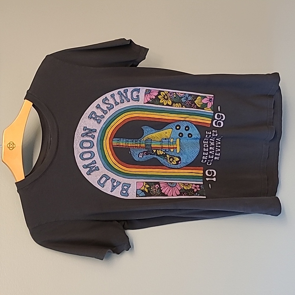 Let Luv CCR graphic tee